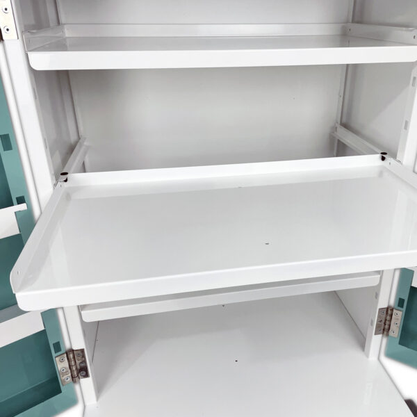 PM220 MDS Drugs trolley with pull out shelf