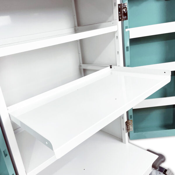 PM220 MDS Drugs trolley with pull out shelf detail