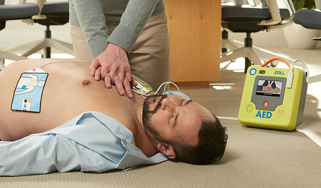 EmergencyCare_AEDs_ZOLLAED3_RealCPRHelp